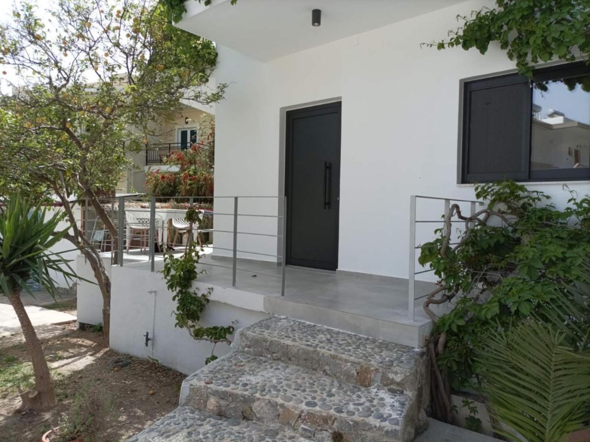 Galini Studios & Apartments-Adults Only Soúgia Luaran gambar