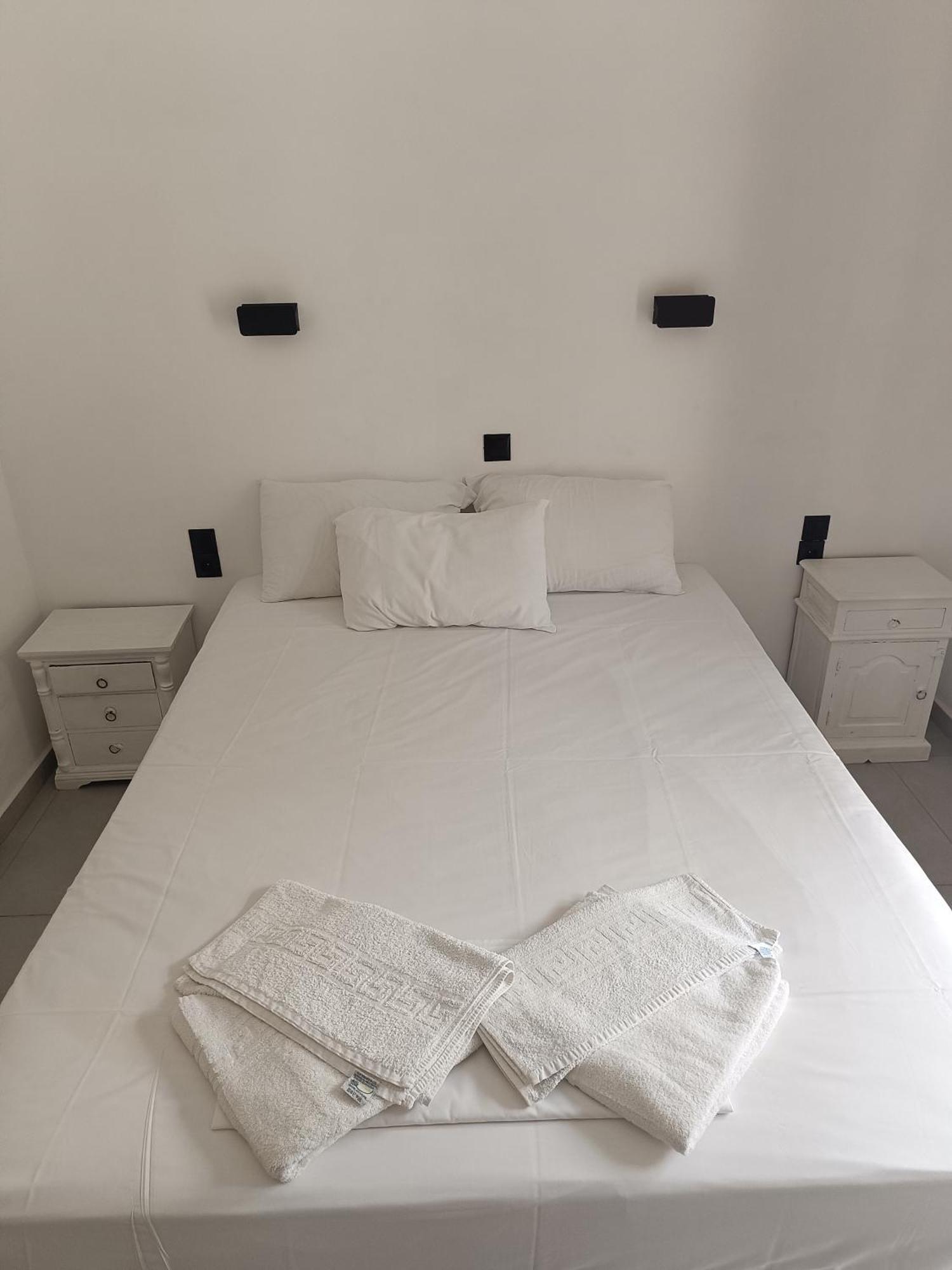 Galini Studios & Apartments-Adults Only Soúgia Luaran gambar