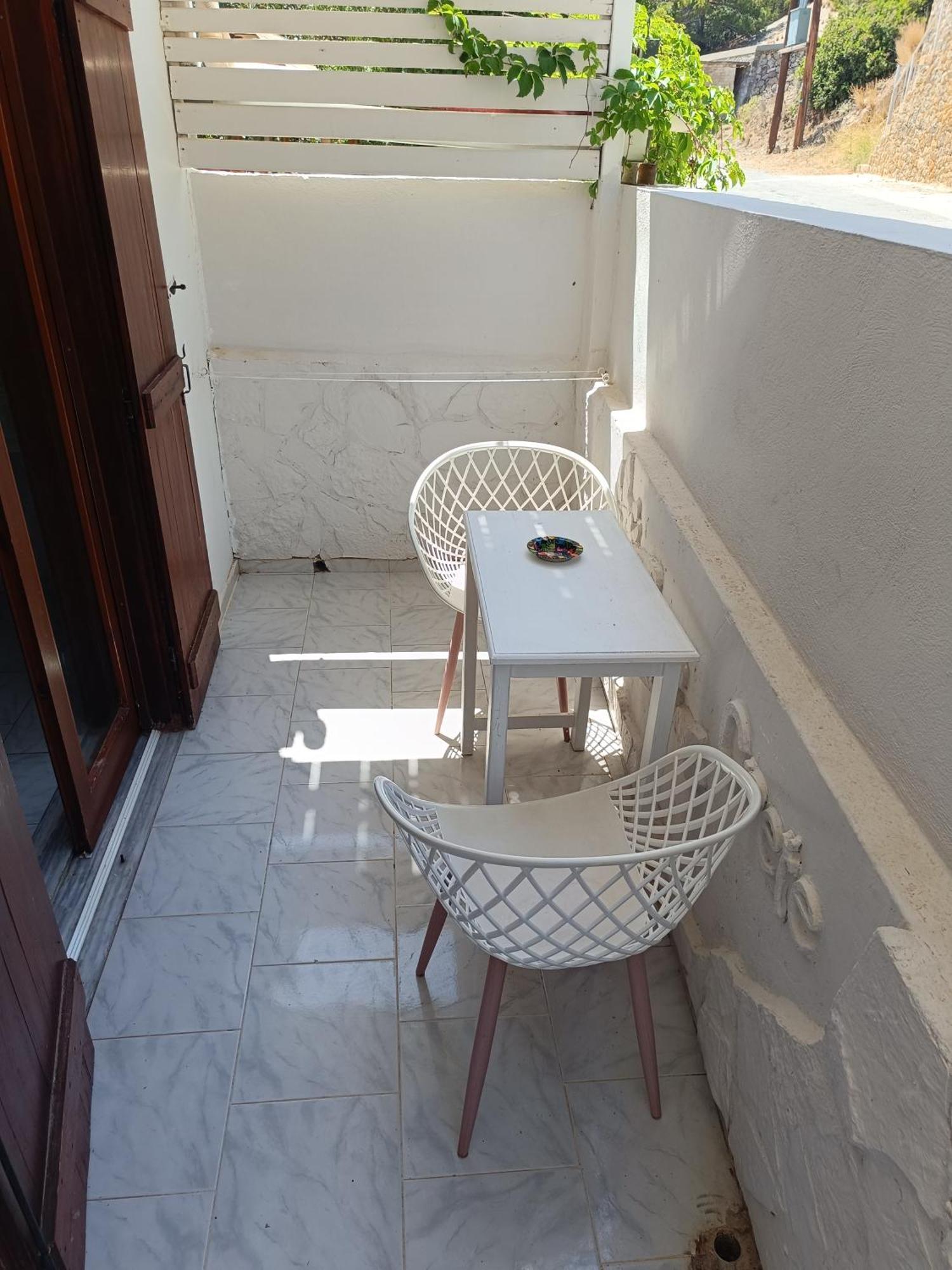 Galini Studios & Apartments-Adults Only Soúgia Luaran gambar